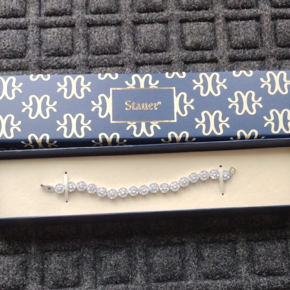 Stauer Starry DiamondAura Bracelet